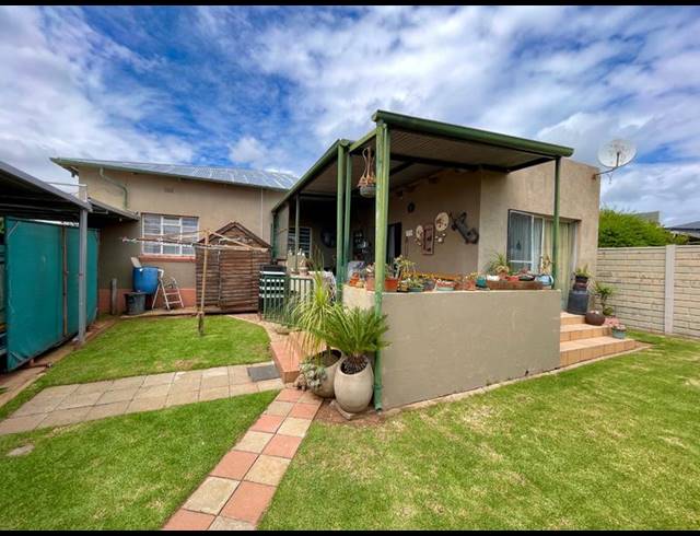 3 BEDROOM HOUSE FOR SALE IN KRUGERSDORP WEST